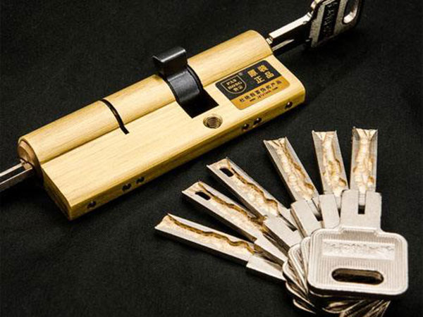 东川24小时上门开锁公司