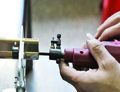 东川24小时上门开锁公司